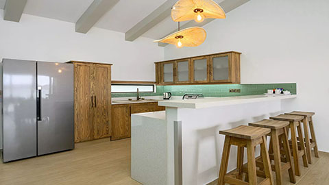 Luxury Four Bedroom Beachfront Villa with Pool