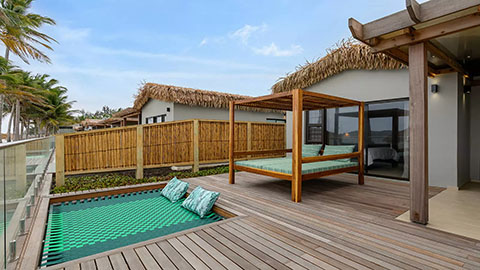 Luxury Four Bedroom Beachfront Villa with Pool