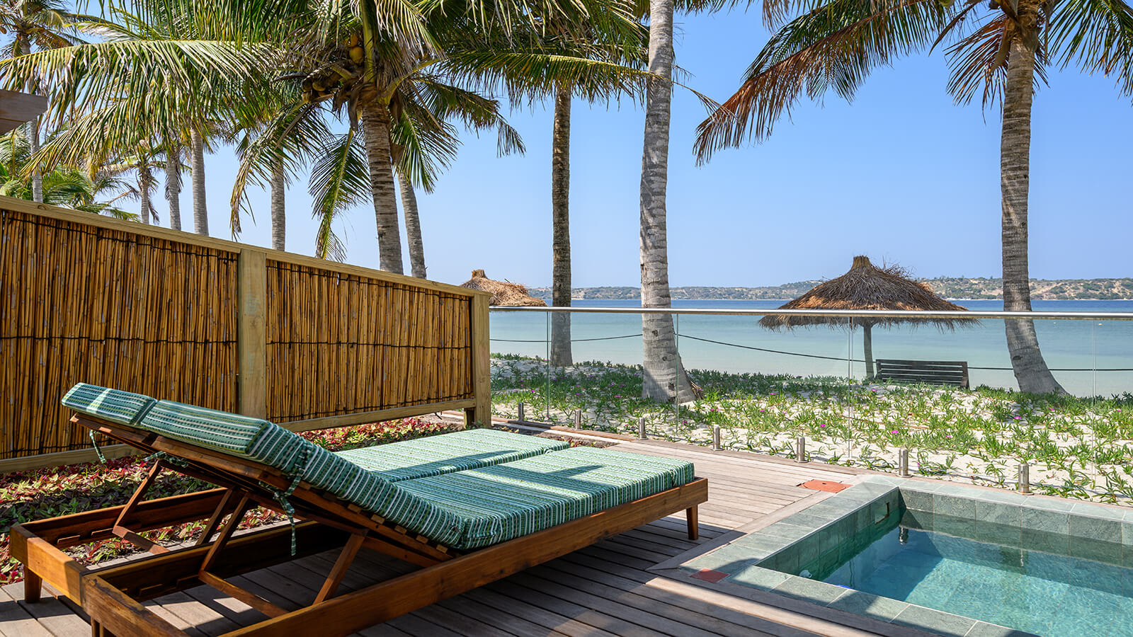 Luxury Studio Beach Front Villa with Pool