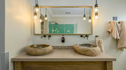 Luxury Three Bedroom Beach Front Villa with Pool