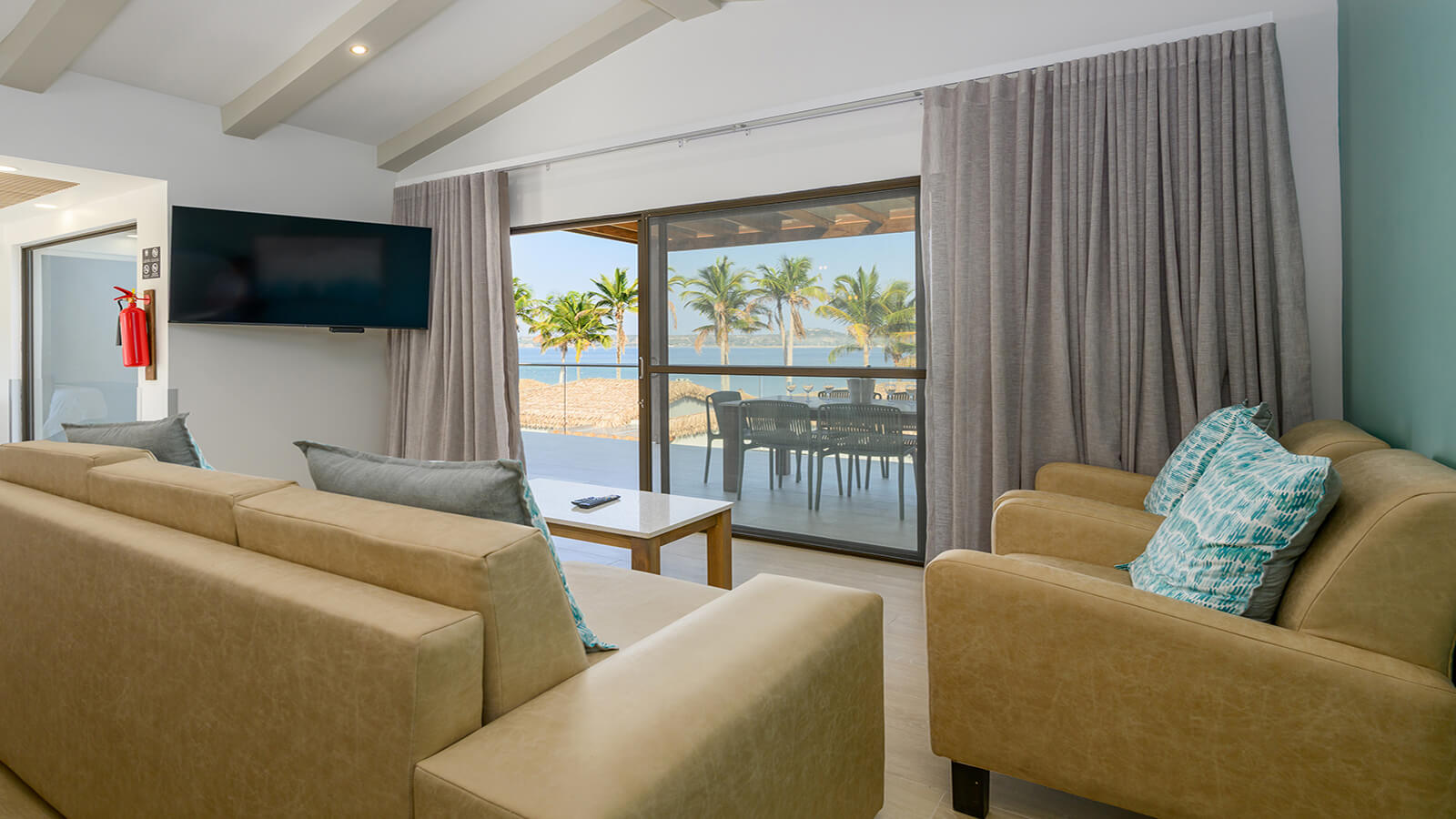 Three Bedroom Duplex with Balcony